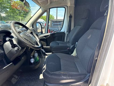 Used 2016 RAM ProMaster 2500 w/ Cargo Convenience Group FWD image 9