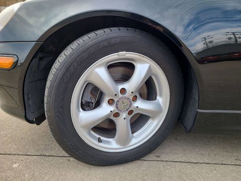 Used 2002 Mercedes-Benz SLK 320 image 12