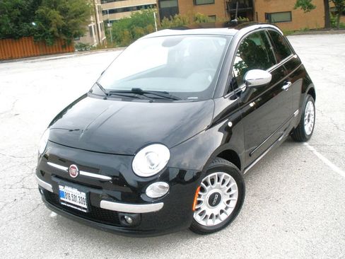 Used 2015 FIAT 500 Lounge w/ Luxury Leather Package FWD image 1