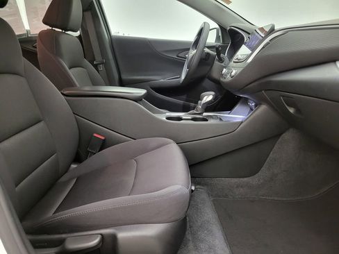 Used 2023 Chevrolet Malibu LT image 32