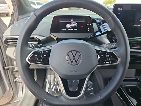Used 2023 Volkswagen ID.4 Pro image 22