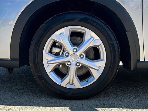 Certified 2024 Honda HR-V LX image 8