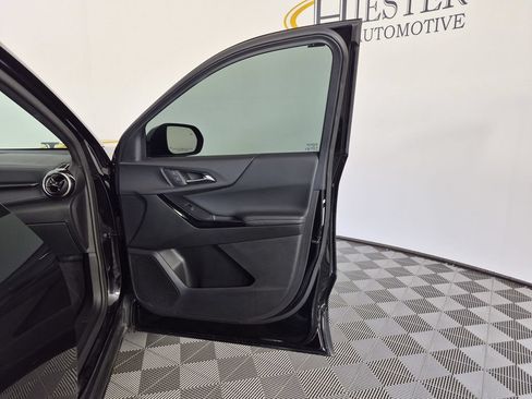 Certified 2025 Chevrolet Equinox LT FWD image 36