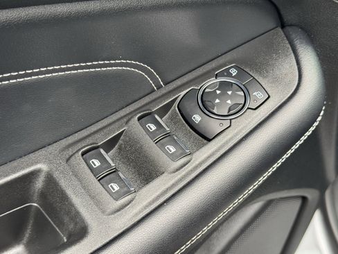 Used 2024 Ford Edge Titanium image 24