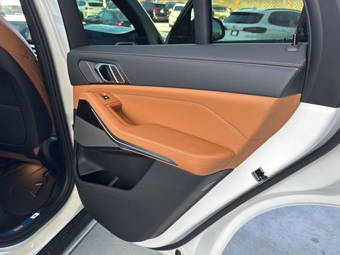 New 2026 BMW X5 sDrive40i image 14