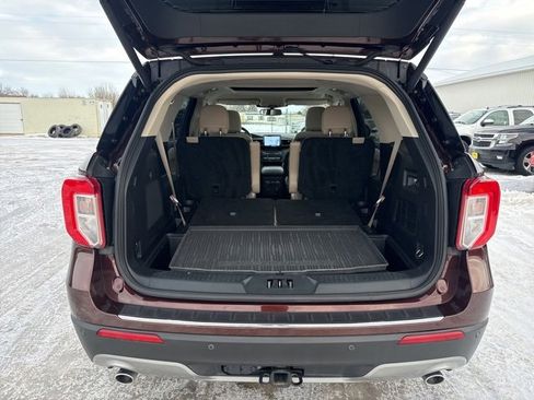 Used 2020 Ford Explorer Limited w/ Class III Trailer Tow Package image 9