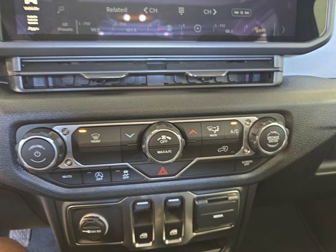 New 2026 Jeep Wrangler Sport AWD/4WD image 21