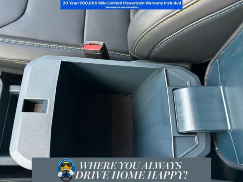 New 2025 Ford Maverick Lobo image 21