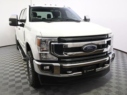 Used 2022 Ford F250 XLT w/ XLT Premium Package AWD/4WD image 9