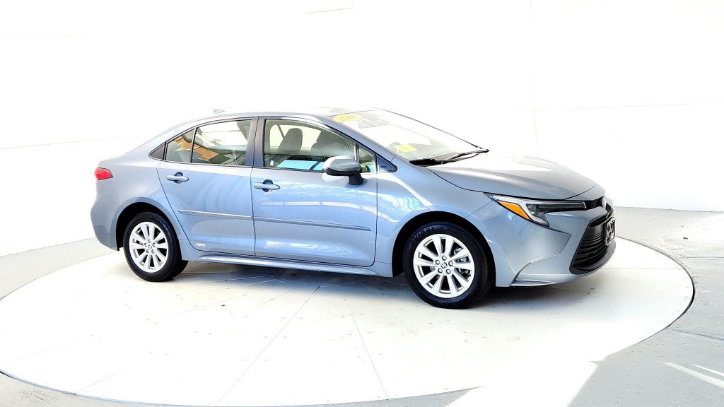 Certified 2026 Toyota Corolla LE w/ LE Premium Package AWD/4WD image 7