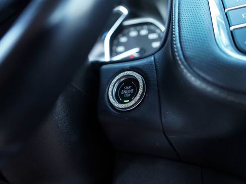 Used 2021 GMC Yukon SLT RWD image 28