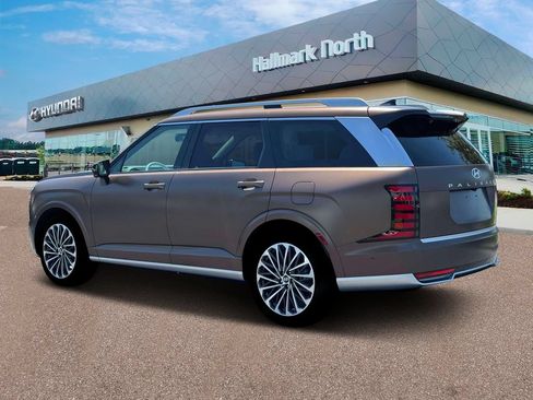 New 2026 Hyundai Palisade Calligraphy FWD image 4