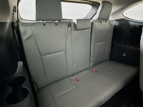 New 2026 Toyota Highlander Platinum AWD/4WD image 27