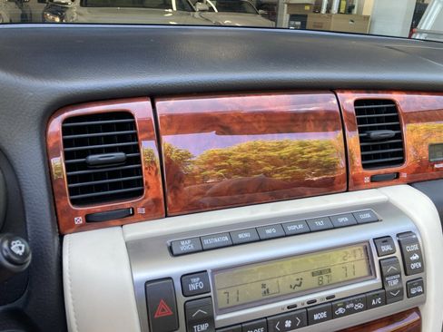 Used 2008 Lexus SC 430 Convertible image 24