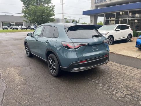 Used 2025 Honda HR-V Sport image 11