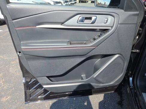 New 2026 Ford Explorer ST-Line AWD/4WD image 25