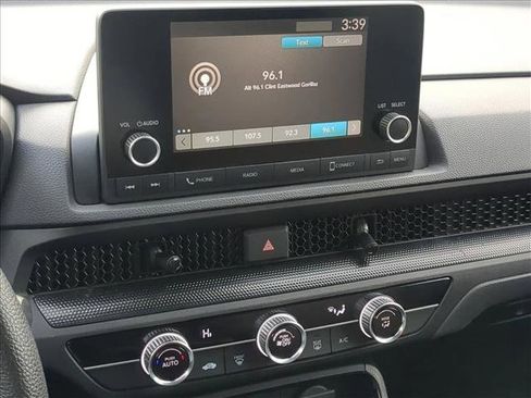 Used 2025 Honda CR-V LX image 19