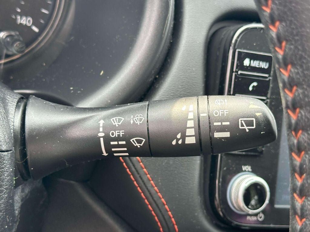Certified 2023 Nissan Kicks SR FWD image 22