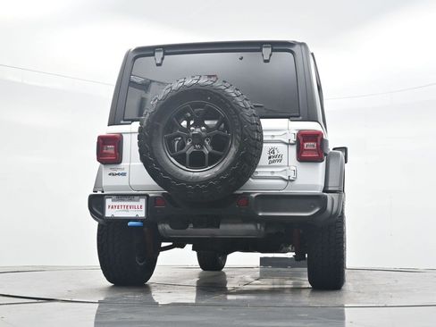 Used 2024 Jeep Wrangler Unlimited AWD/4WD image 31