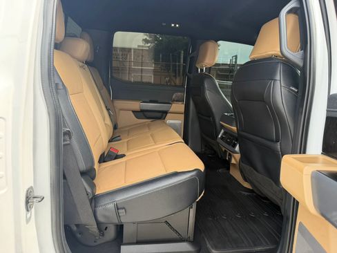 Used 2023 Ford F250 Lariat AWD/4WD image 19