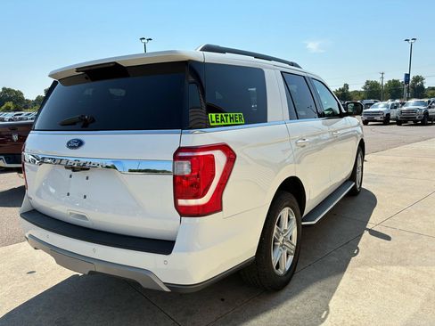 Used 2020 Ford Expedition XLT w/ Equipment Group 202A AWD/4WD image 5