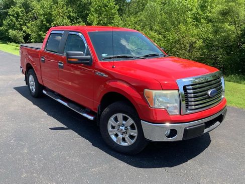 Used 2010 Ford F150 XLT RWD image 2