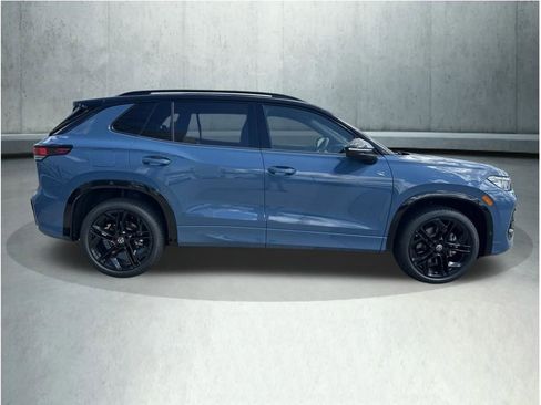 New 2026 Volkswagen Tiguan SE R-Line AWD/4WD image 6
