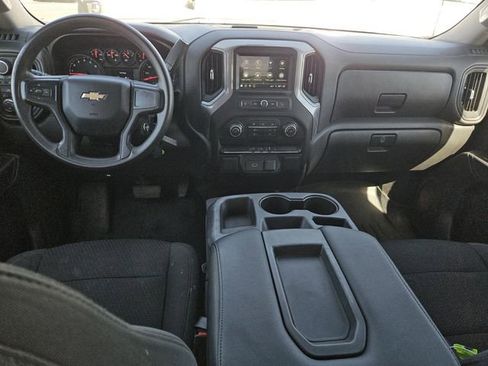 Used 2019 Chevrolet Silverado 1500 Custom w/ Custom Convenience Package image 6