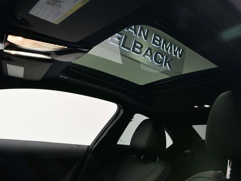 Certified 2025 BMW 230i 230i w/ Convenience Package image 7