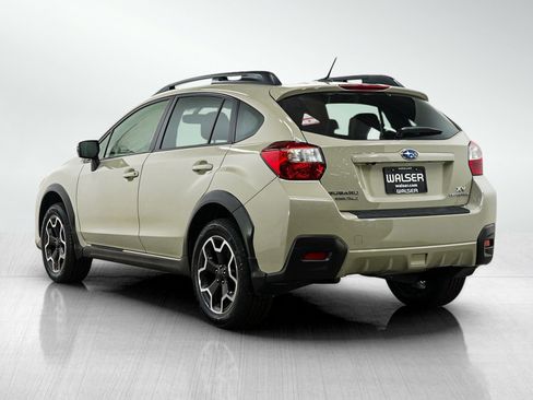 Used 2015 Subaru Crosstrek 2.0i Limited w/ Popular Package #2 AWD/4WD image 3