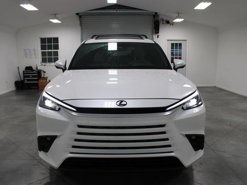 Used 2026 Lexus TX 350 AWD w/ Technology Package image 3