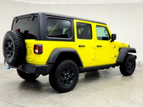 Used 2023 Jeep Wrangler Unlimited w/ Cold Weather Group image 5
