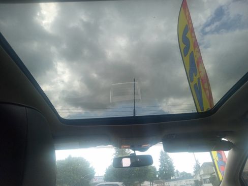 Used 2014 Lincoln MKX AWD image 6