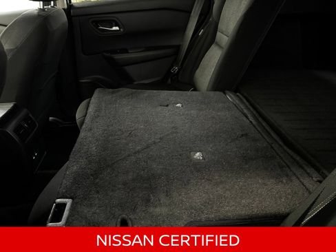 Certified 2025 Nissan Rogue SV AWD/4WD image 32