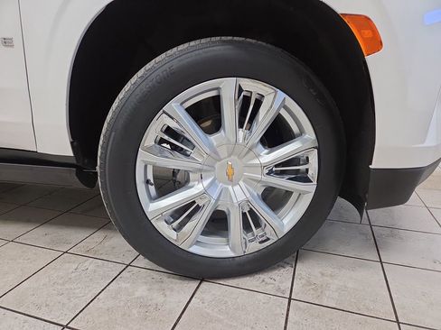 Used 2021 Chevrolet Tahoe High Country AWD/4WD image 7