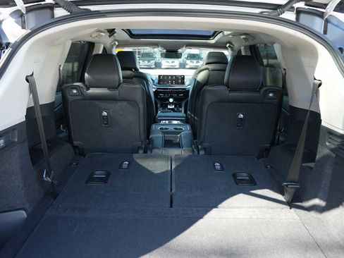 Certified 2024 Acura MDX SH-AWD w/ Technology Package image 38