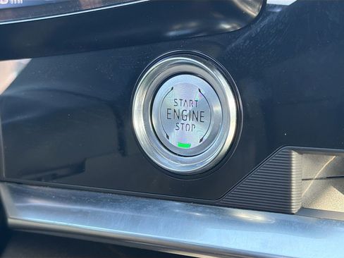 Used 2021 Chevrolet Corvette Stingray Preferred Conv w/ Z51 Performance Package image 32