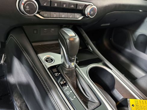 Used 2024 Nissan Altima 2.5 SV w/ SV Premium Package image 21