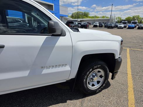 Used 2016 Chevrolet Silverado 1500 W/T w/ WT Convenience Package AWD/4WD image 11