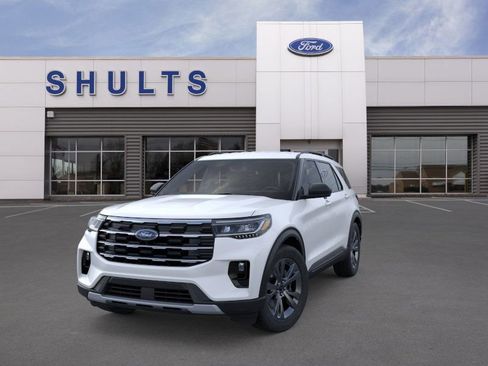 New 2026 Ford Explorer Active image 2