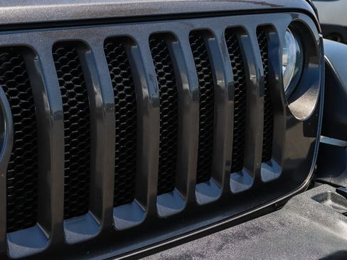 Used 2021 Jeep Wrangler Unlimited Sport AWD/4WD image 6