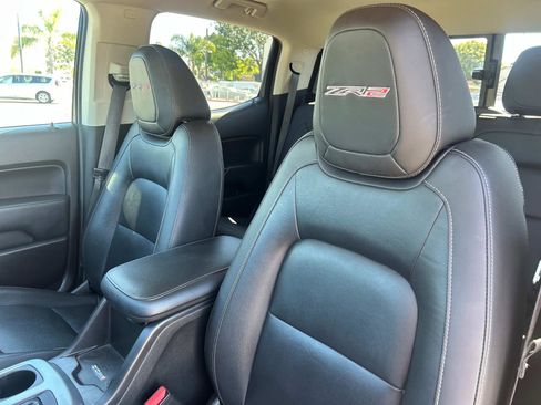 Used 2021 Chevrolet Colorado ZR2 w/ ZR2 Midnight Special Edition image 23