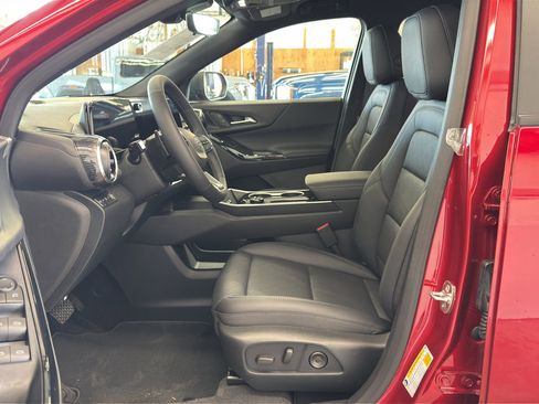 New 2026 Chevrolet Equinox LT AWD/4WD image 13