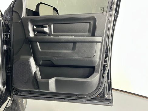 Used 2022 RAM 3500 Tradesman image 10