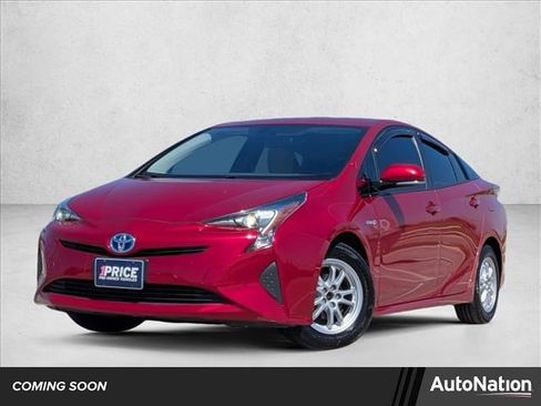 Used 2016 Toyota Prius Three image 1