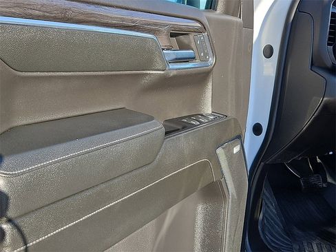 Used 2024 Chevrolet Silverado 1500 LTZ image 20