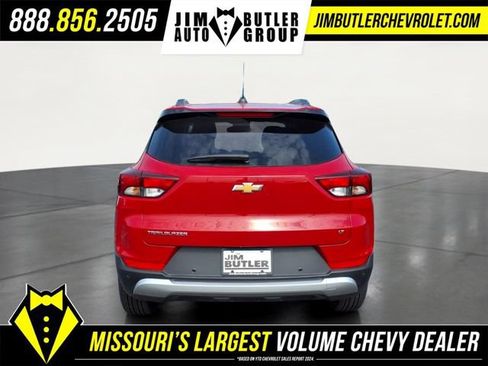 New 2026 Chevrolet TrailBlazer LT w/ Convenience Package FWD image 16