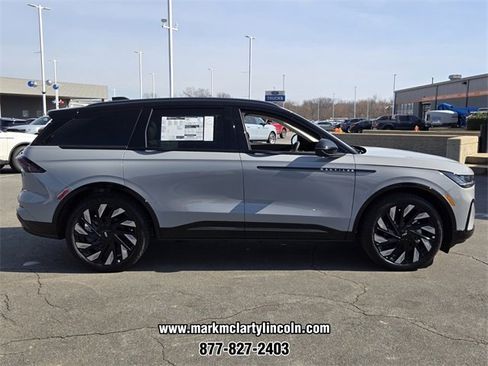 New 2026 Lincoln Nautilus Reserve w/ Jet Appearance Package image 2