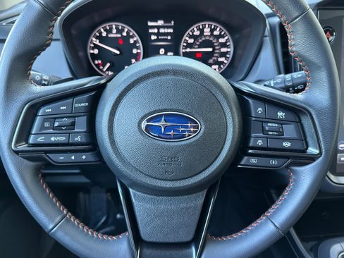Used 2025 Subaru Crosstrek 2.5i Limited AWD/4WD image 17