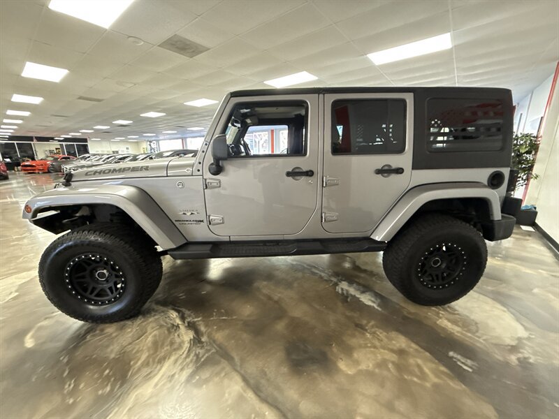 Used 2018 Jeep Wrangler Unlimited Sahara AWD/4WD image 4